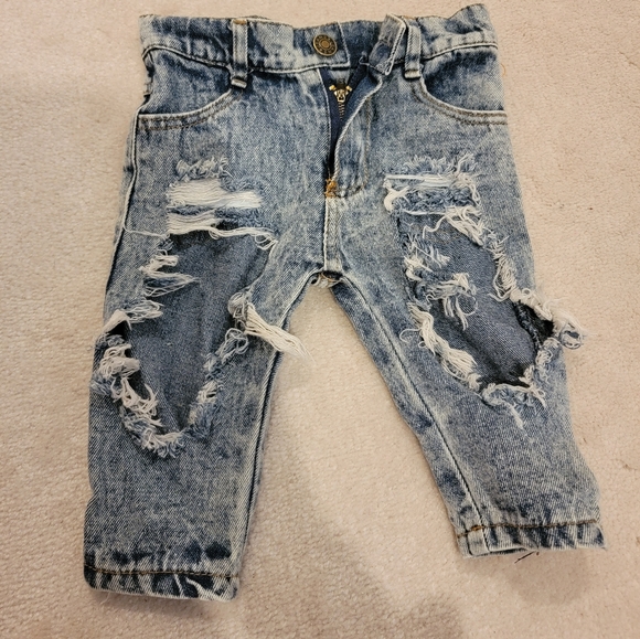 Jean - Picture 2 of 2